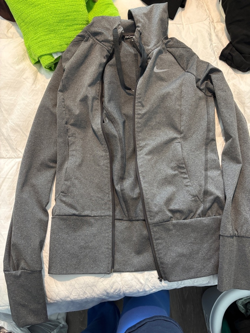 Nike Women’s Charcoal Gray Zip up Athletic Hoodie